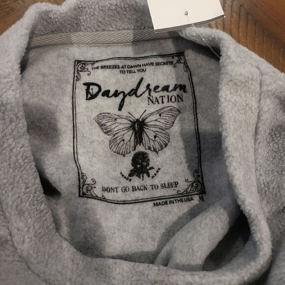 Dolls Kill x Daydream Nation Real Like the Movies sweater Medium Grey - Picture 5 of 6